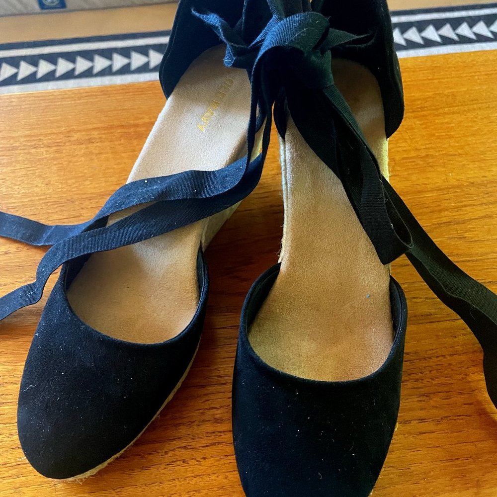 Black Beautiful Espadrilles